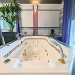 Luxurious With Pool * Échenevex