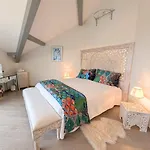 Luxurious With Pool