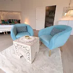 Luxurious With Pool * Échenevex