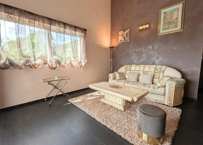 Villa Luxurious With Pool *