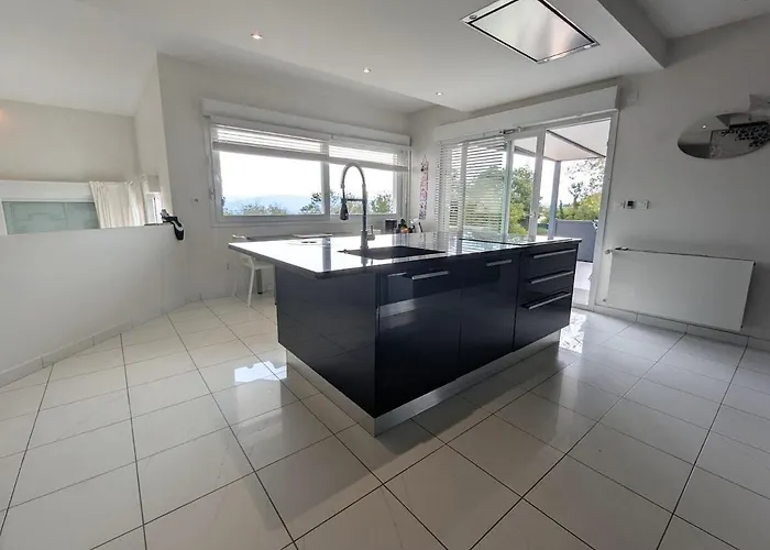 Villa Luxurious With Pool *